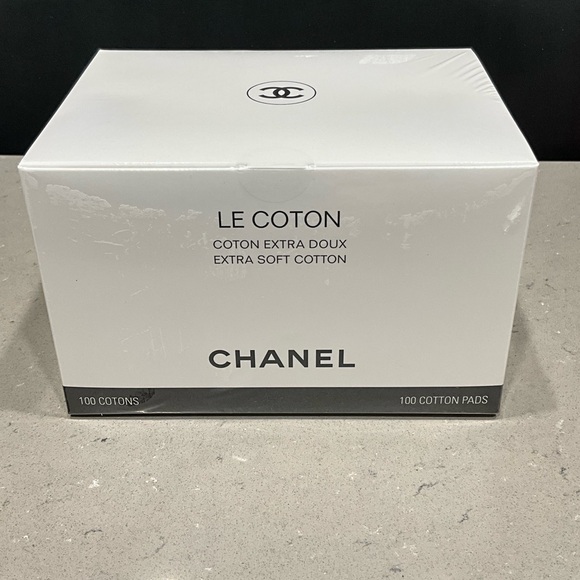 CHANEL Other - CHANEL Le Coton Soft Cotton Pads - White, New/Package Sealed.  100 Count